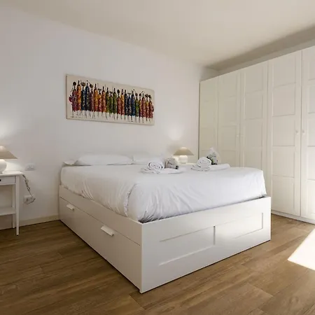 Unyca - Peaceful Retreat In The Heart Of Apartment Florenz